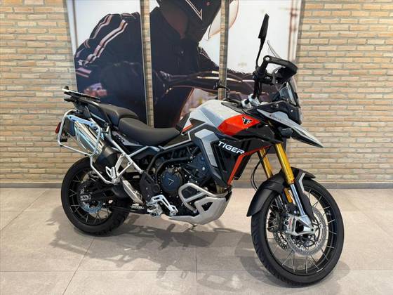 TRIUMPH TIGER 900 RALLY PRO 